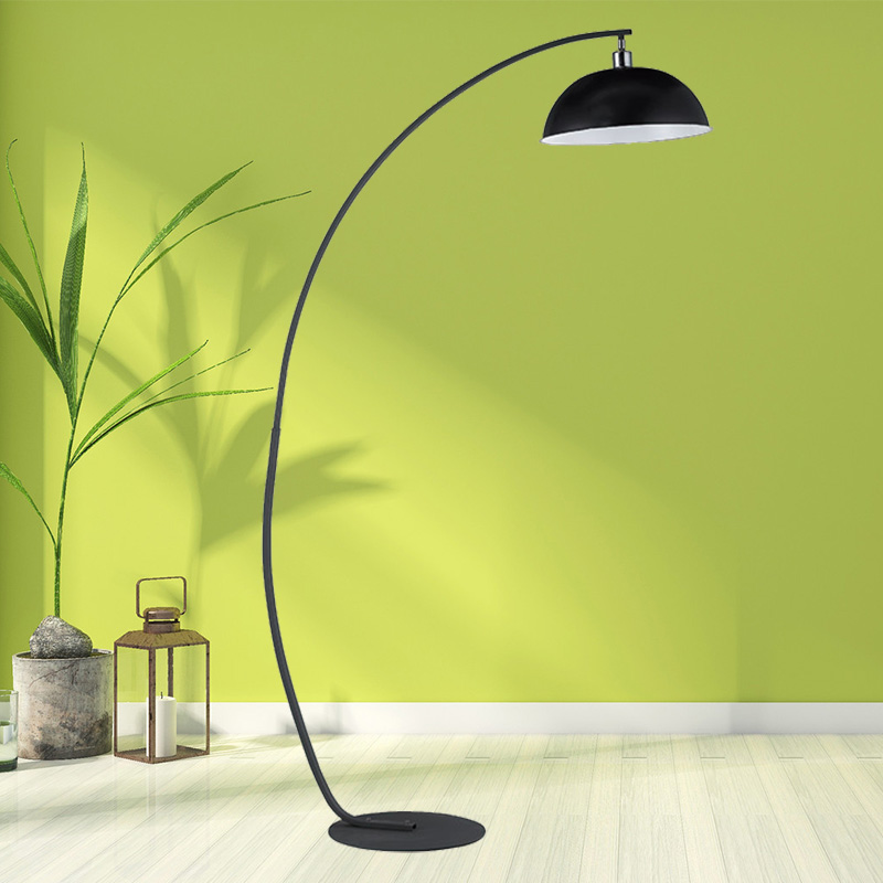 Модерен производствен процес на Arc Floor Lamp